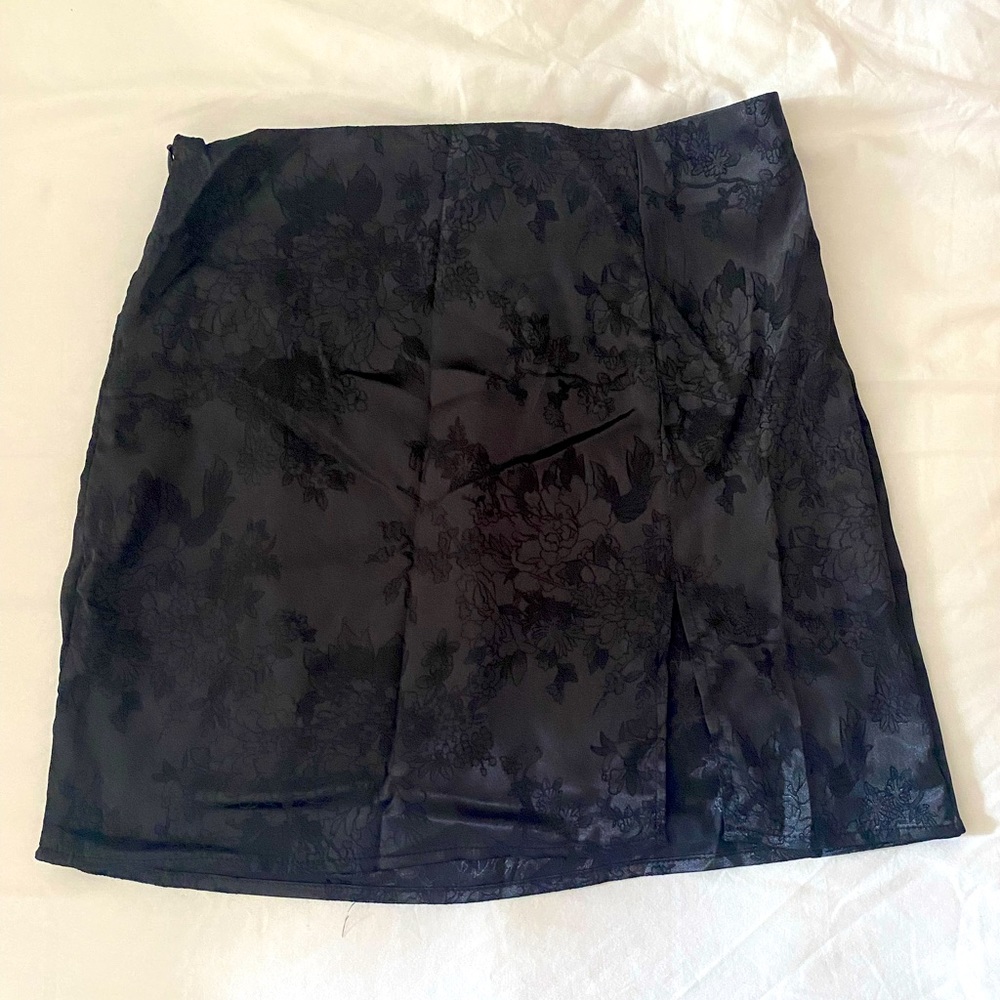 Shein Cute Satin Mini Skirt Size XS